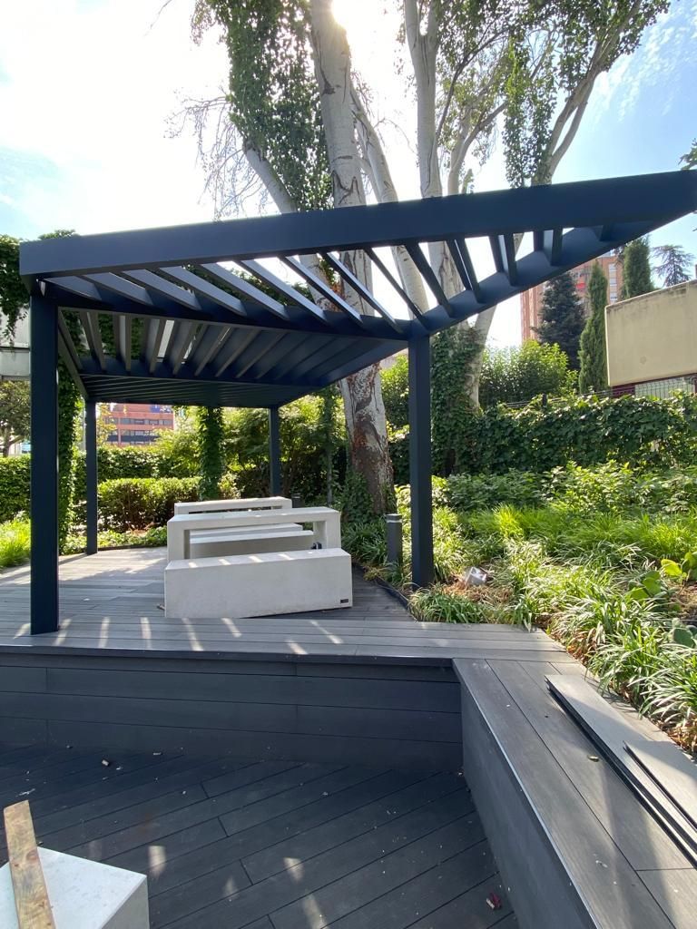Pergola minimalista de aluminio 2