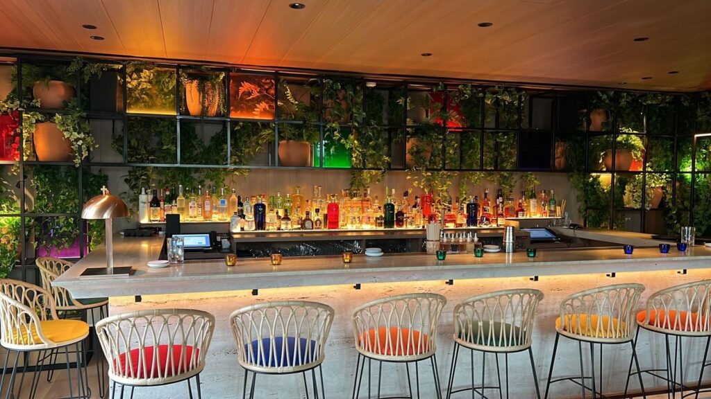 rejilla en tubo para jardín vertical 5