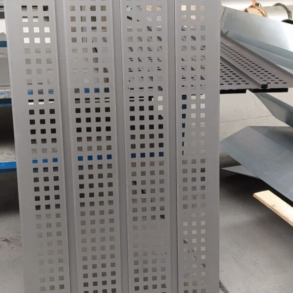 chapas perforadas para vallas