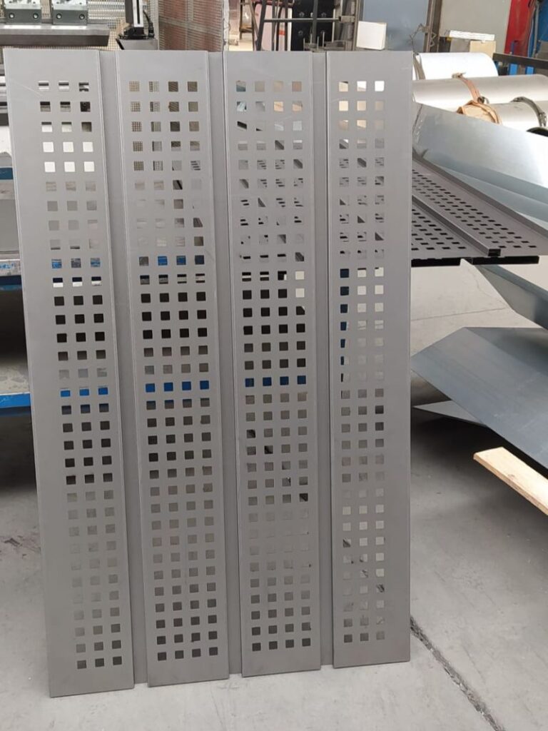 chapas perforadas para vallas