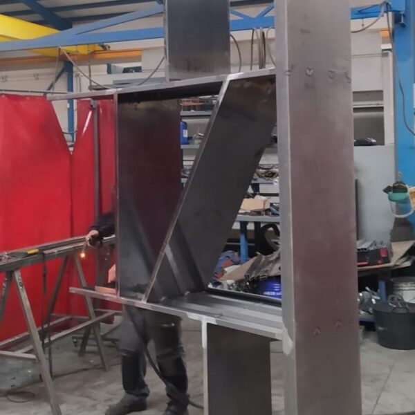 estanteria metalica diseño