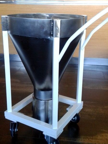 tolva metálica para ganadería