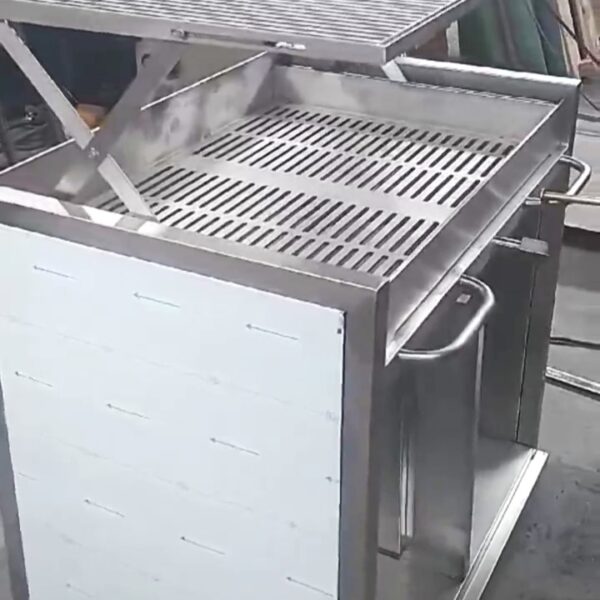 barbacoa con parrilla elevable