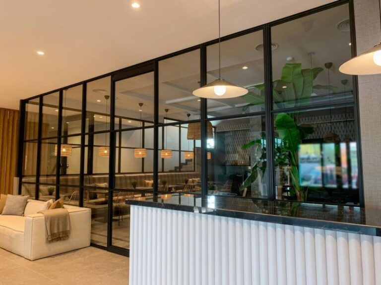 cerramiento comedor gimnasio1